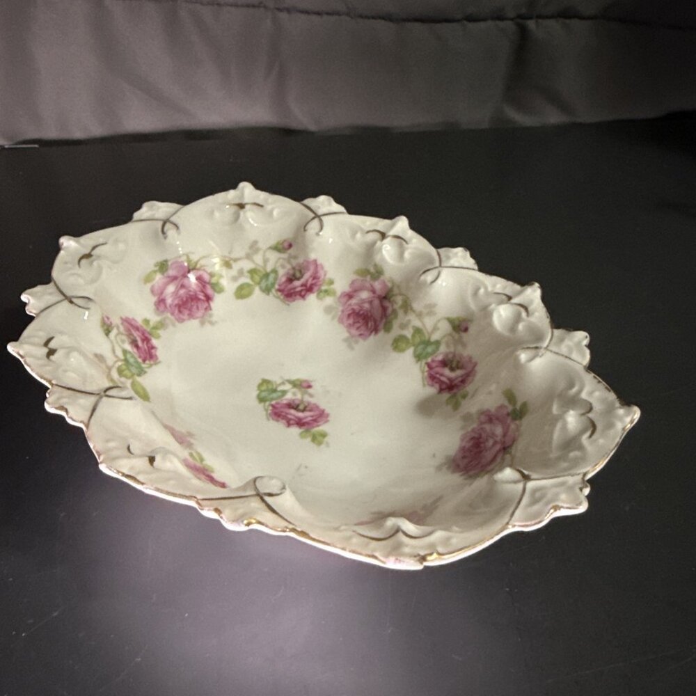 Antique MZ Austria Plate Decorative Oval Ruffle Edge Roses Gold Back Mark - Picture 12 of 16